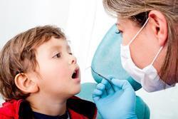 Как сделать первый визит ребенка к стоматологу успешным